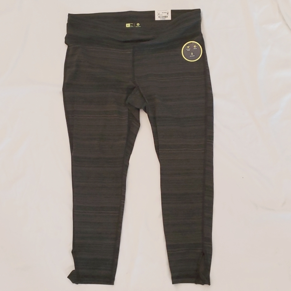 Womans cotton blend capri